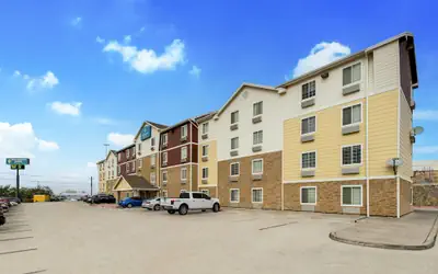 WoodSpring Suites El Paso I-10 Southeast