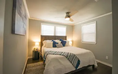 Walk to the Silos 3 Bed 1960 s Bungalow Near Baylor