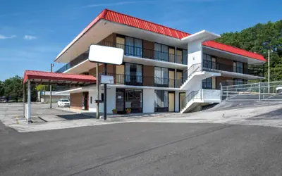 OYO Hotel Cleveland, TN