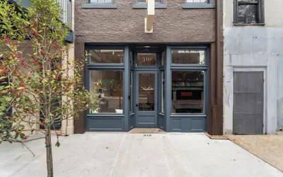 The Mary Beth Hotel & Gallery