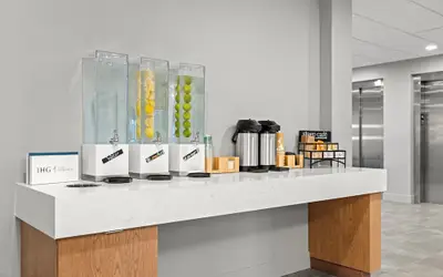 EVEN Hotel Detroit North - Troy