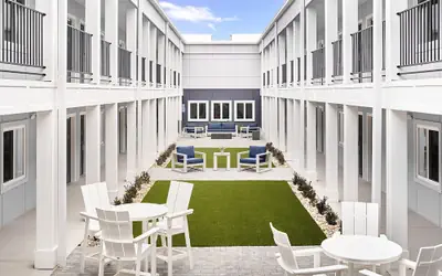 stayAPT Suites Tallahassee-Capitol