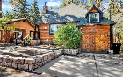 Maltby Modern LOG Cabin #2307