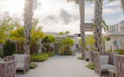 Bali Hotel Adults Only Isla Verde, a Trademark by Wyndham