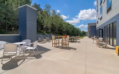 Cambria Hotel & Suites Plymouth