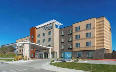 Fairfield by Marriott Inn & Suites Kansas City at The Legends