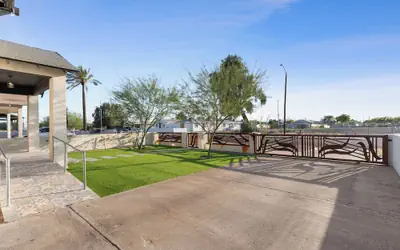 Cottage with BBQ & Hot Tub