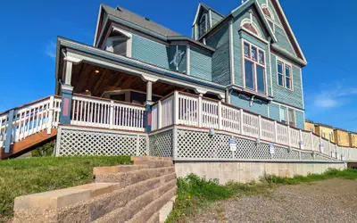 Harris House by Heirloom Boutique Collection