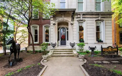 DuPont Mansion Bed & Breakfast