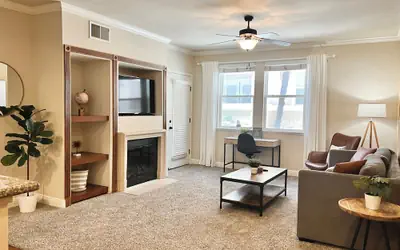 Relaxing 2-br Apt With Pool Hot Tub Gym and Basketball Court Access