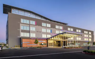 Aloft Sacramento Airport Natomas