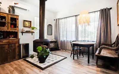 Rustic Studio Rain Shower 3min-asian Dist