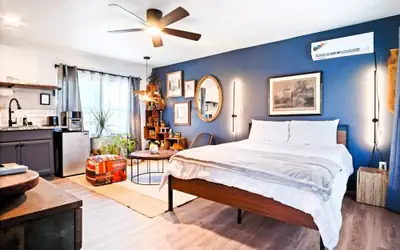 Retro Studio Huge Shower 3min-asian Dist