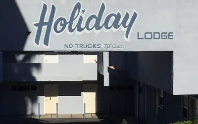 Holiday Lodge