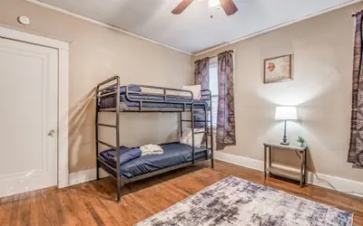 Bluemoon Bungalow 2 Units