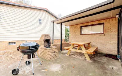 Adorable on Taylor Both Units