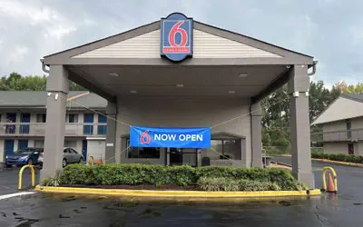 Studio 6 Suites Charlotte, NC - Northlake