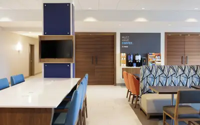 Holiday Inn Express & Suites Stevensville Benton Harbor by IHG