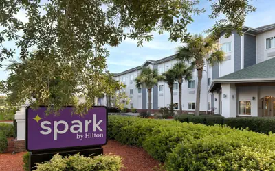 Spark by Hilton Wilmington Carolina Beach Rd