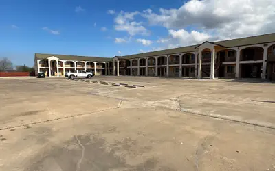 Executive inn & Suites