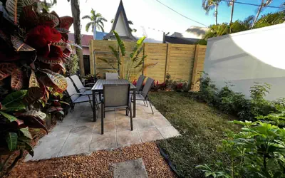 Charming 2 Bedroom Apartment in Victoria Park