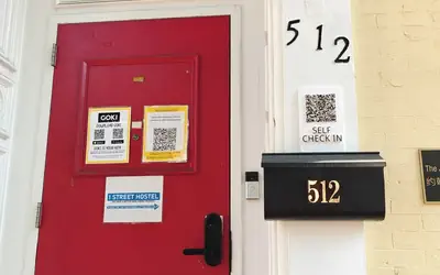 I Street Capsule Hostel