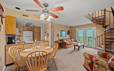 Hot Tub Heated Pool Mountain Views Sleeps 6