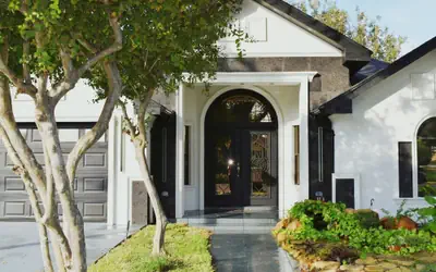 Family Luxury Home With Pool in Mcallen Near by Hospitals and Stores