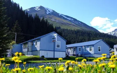 The Tides Inn