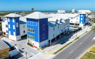 The J Hotel Dunedin near Honeymoon Island State Park, an Ascend Collection Hotel