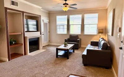 New Trendy 1BR Apartment With Heated Pool Gym Minigolf