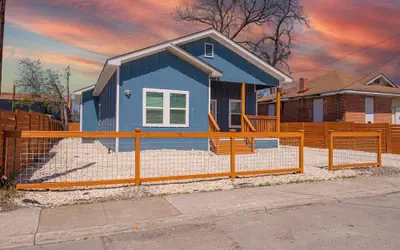 Sleek 4br/3ba Urban Living w/ Downtown Views!