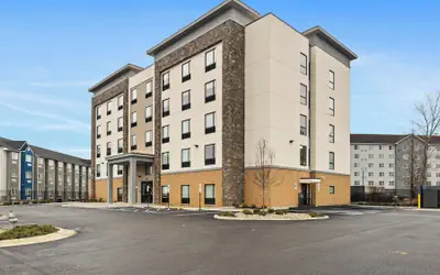 Studio 6 Richmond Airport