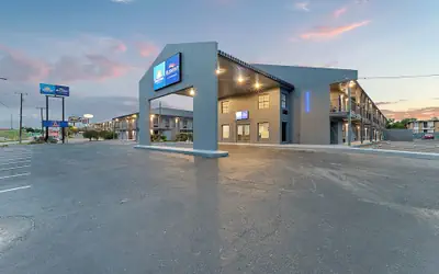 Days Inn By Wyndham San Antonio Near Lackland Afb