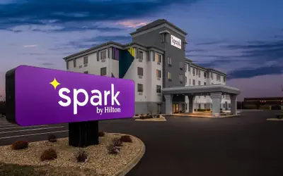 Spark by Hilton Cincinnati Fairfield