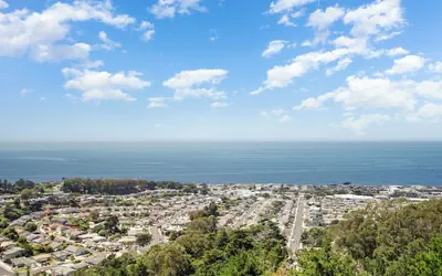 Charming 2BR Ocean Getaway in Pacifica