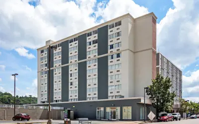 Suburban Studios Charleston - Civic Center