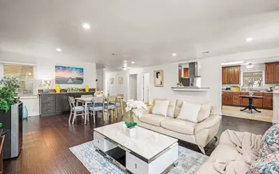 Spacious Retreat w Large Kitchen & Outdoor Patio