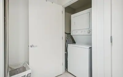 Hazelnut Suite - 204