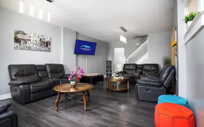 Double House Rental – 11Br Perfect For Big Groups