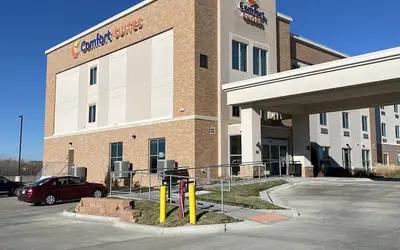 Comfort Suites West Omaha