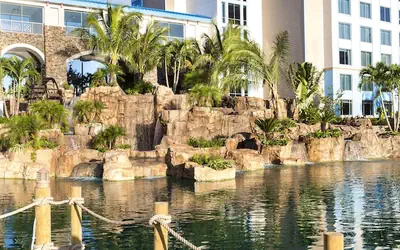 Universal's Loews Sapphire Falls Resort