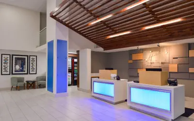 Holiday Inn Express & Suites Shreveport - Downtown by IHG