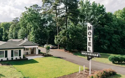 Rochambeau Roadside Inn