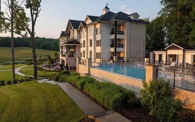 Nicewonder Farm & Vineyard