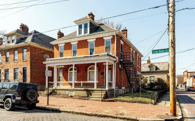 Jungle House Historic Lofts – German Village
