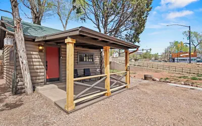 Timber Lodge Cabin 1