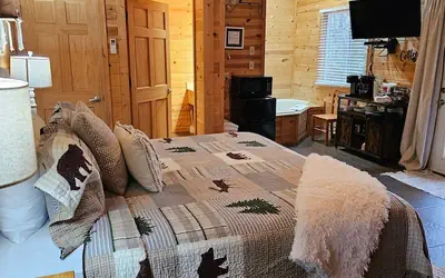Honey Bear Haven Suite 5