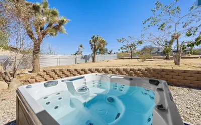 Starlight Ranch - Hot Tub, Fire Pit & Grill 3 Bedroom Home