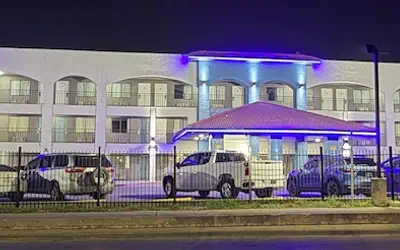 Hallmark Inn and Suites